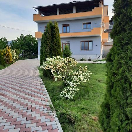 Sun& Relax Home Корча Экстерьер фото